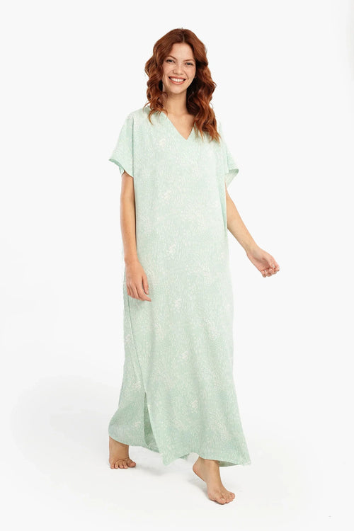 Long nightgown with short sleeves