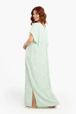 Long nightgown with short sleeves