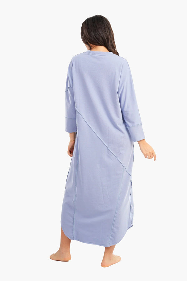 Long-sleeved nightgown