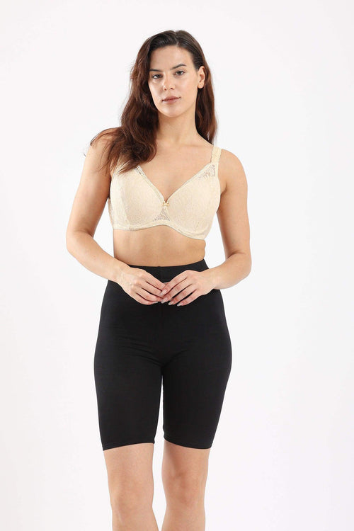 Padded bra with lace trim
