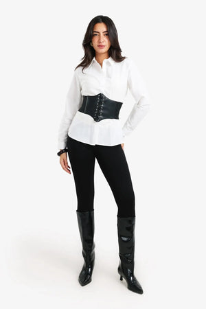 A shirt with a regular collar and cut