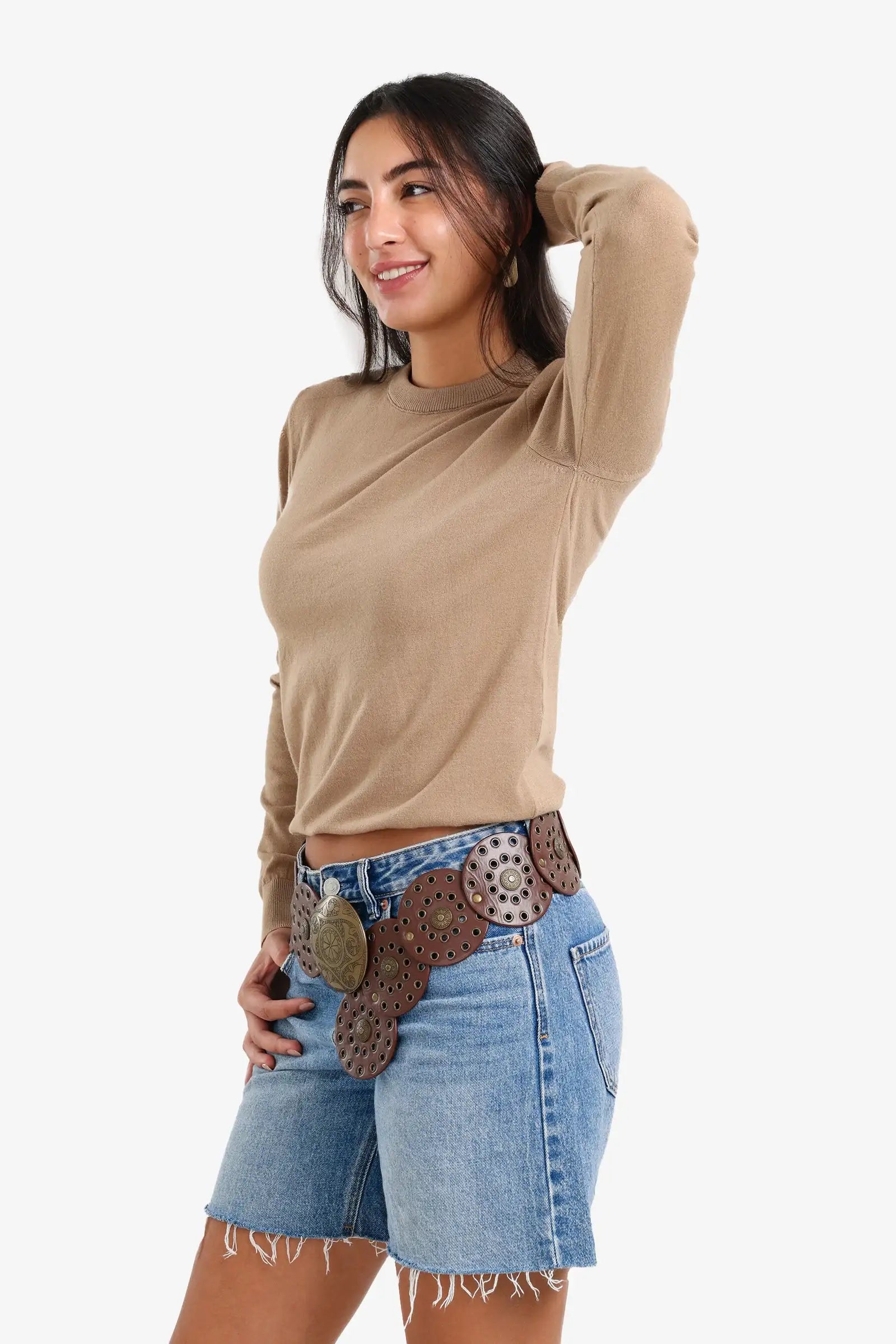 بلوفر برقبة دائرية