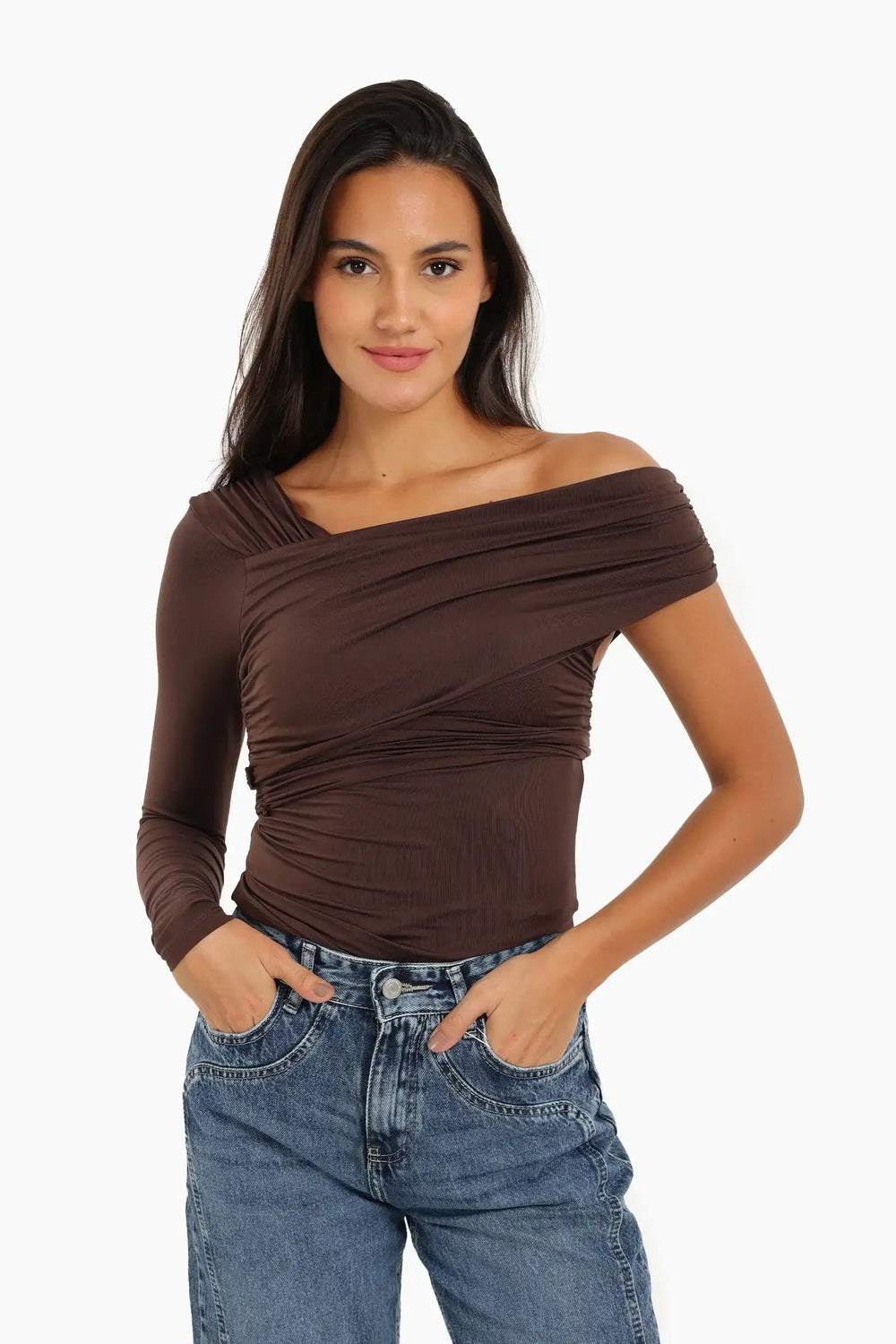 One Shoulder بتصميم   Slim Fit توب