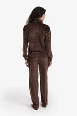 طقم بيجامة مخملي برقبة عالية