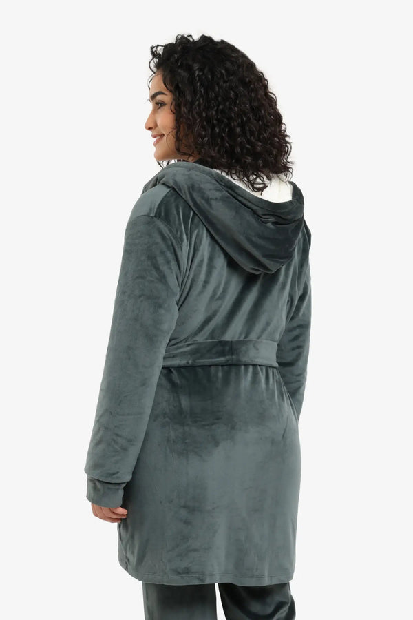 رداء مبطن مخملي بغطاء للرأس