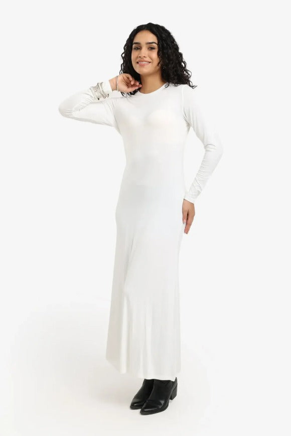 فستان محبوك طويل