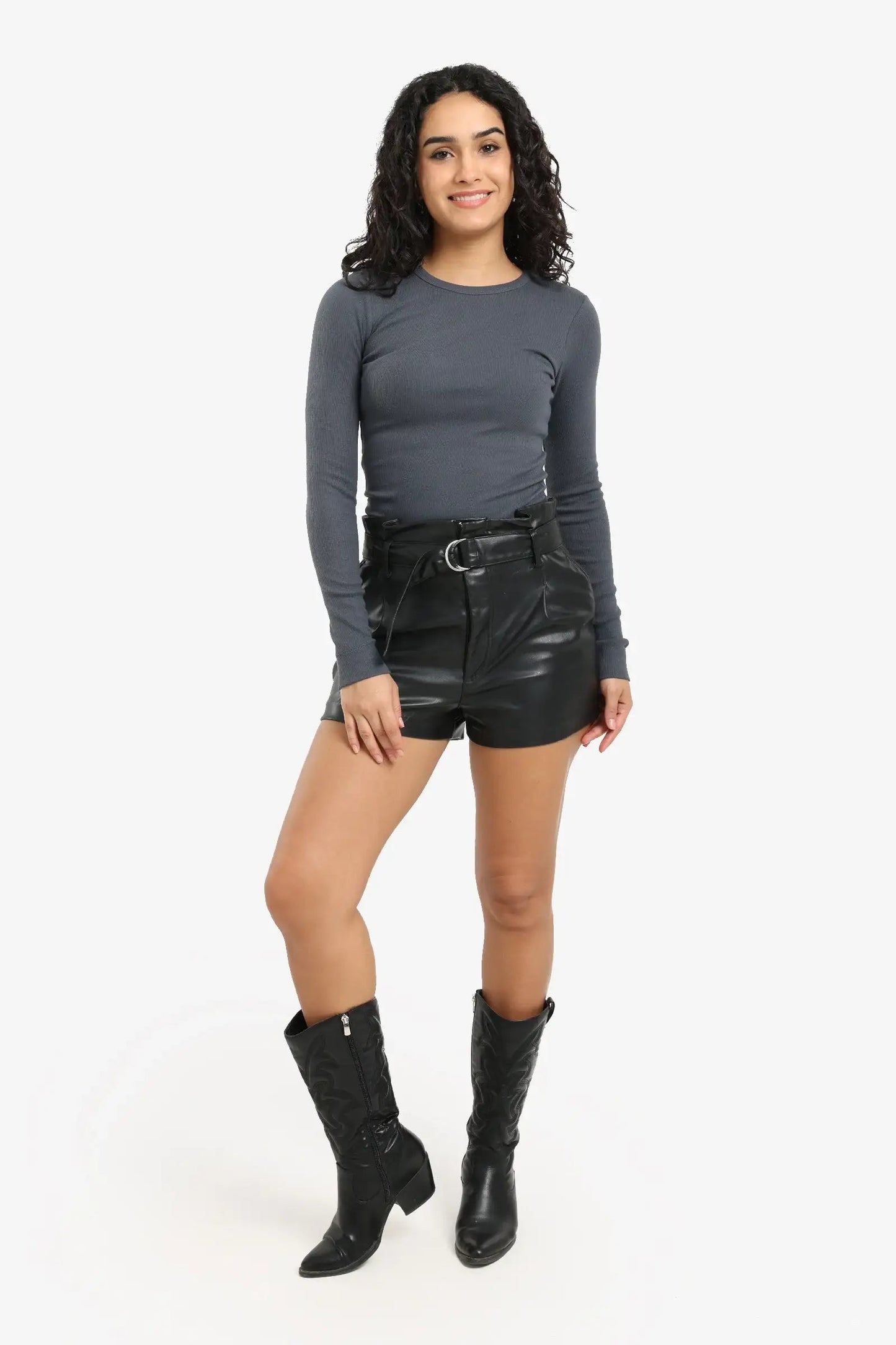 Ribbed long-sleeved blouse