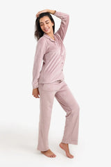 طقم بيجامة كلاسيكي مخملي