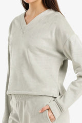 طقم بيجامة مخملية مضلعة