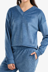 طقم بيجامة مخملية مضلعة