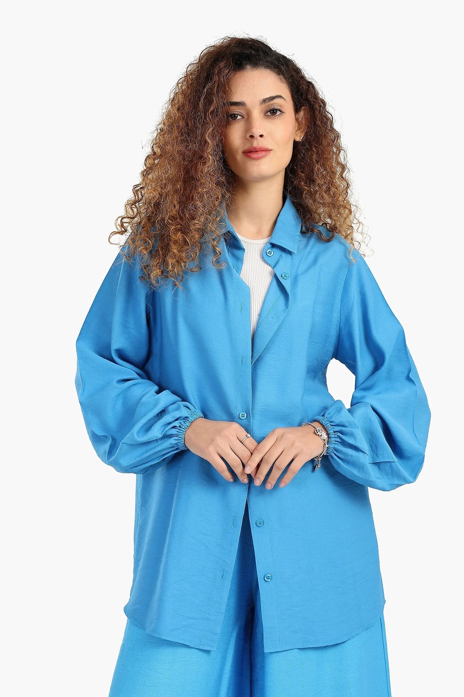 قميص كتان بأكمام طويلةو بسوار مطاطي - Carinasaudi.com