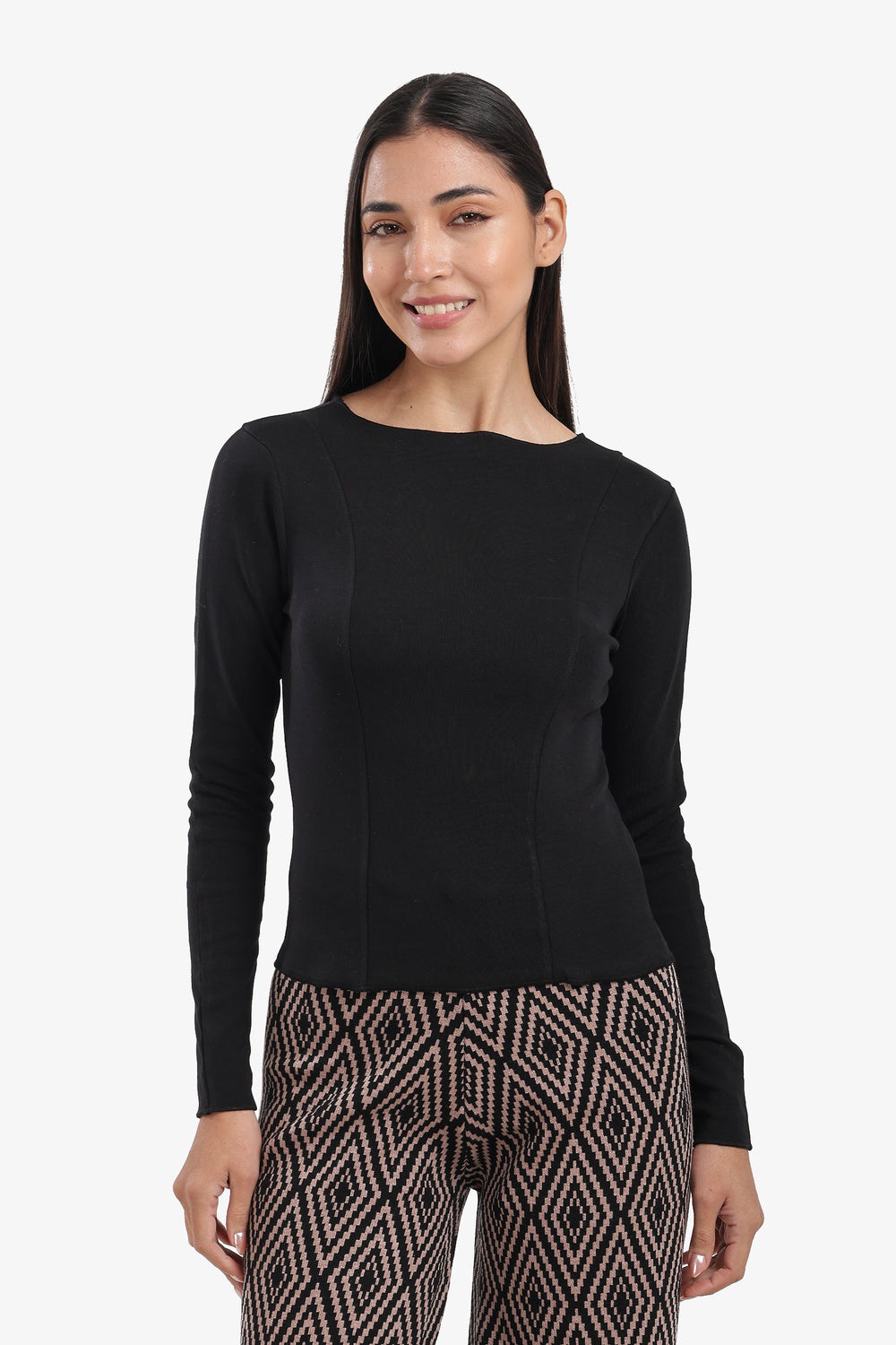 Boat Neck بياقة   slim fit توب