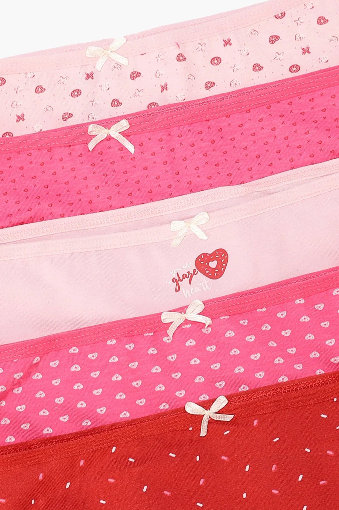 عبوة من ٥ سراويل داخلية بريف ملونة - Carinasaudi.com