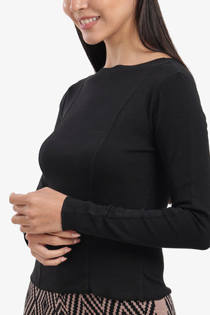 Boat Neck بياقة   slim fit توب