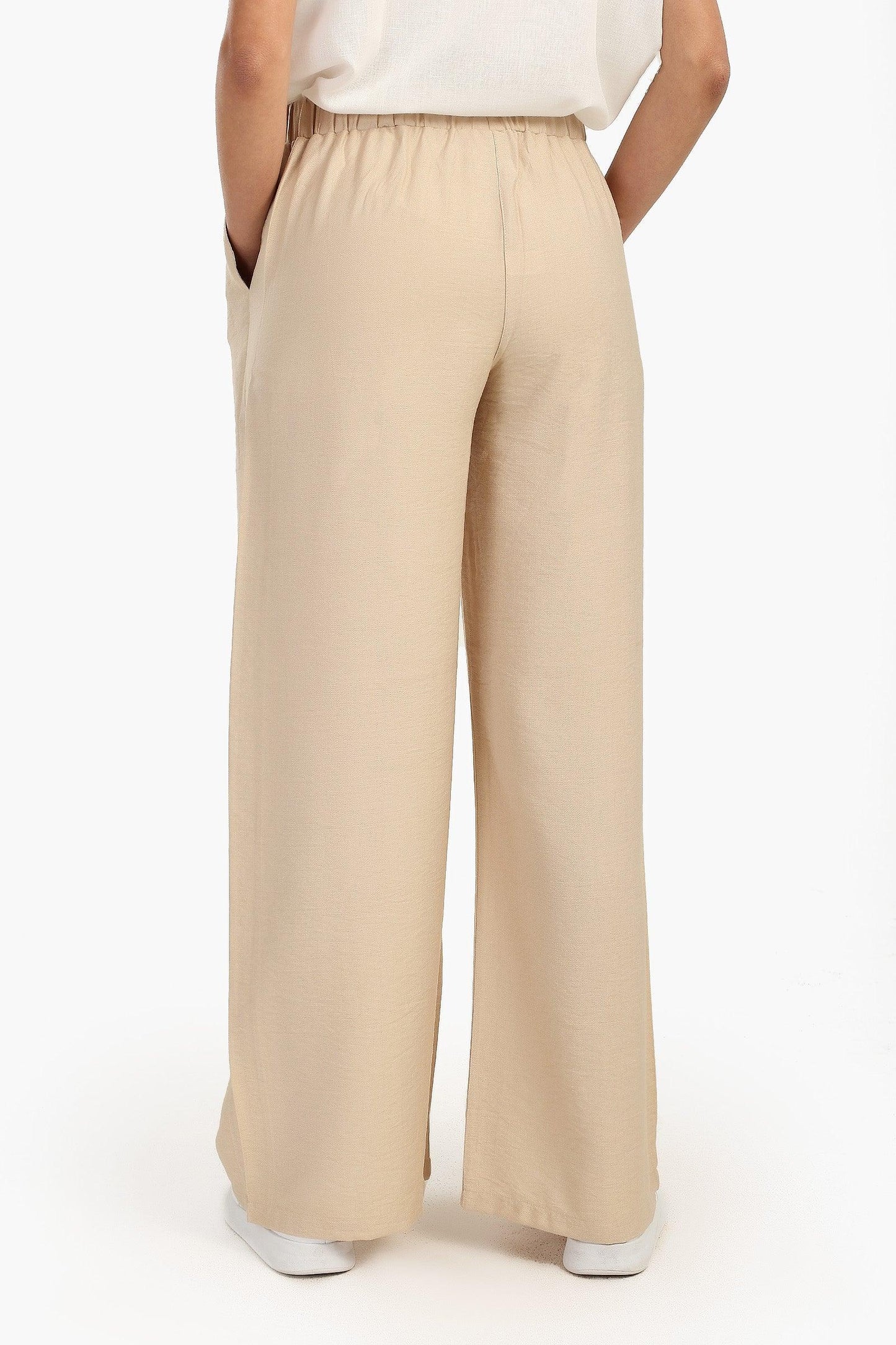 بنطال بخصر عالي و بقصة ساق واسعة - Carinasaudi.com