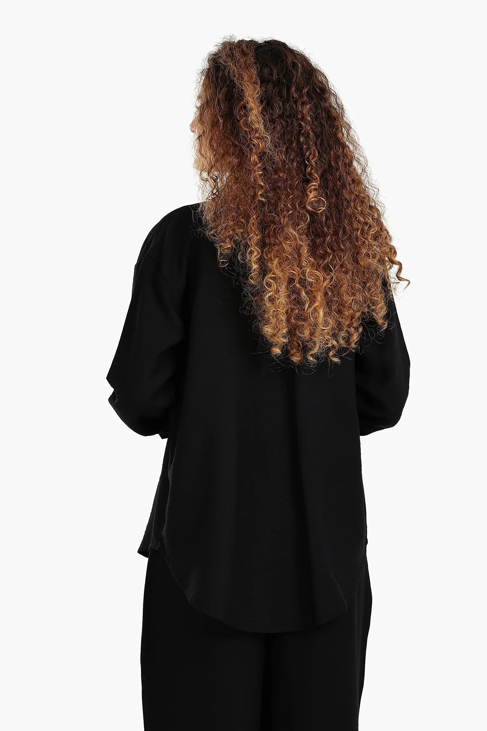 قميص باكمام طويلة و بجيوب امامية - Carinasaudi.com