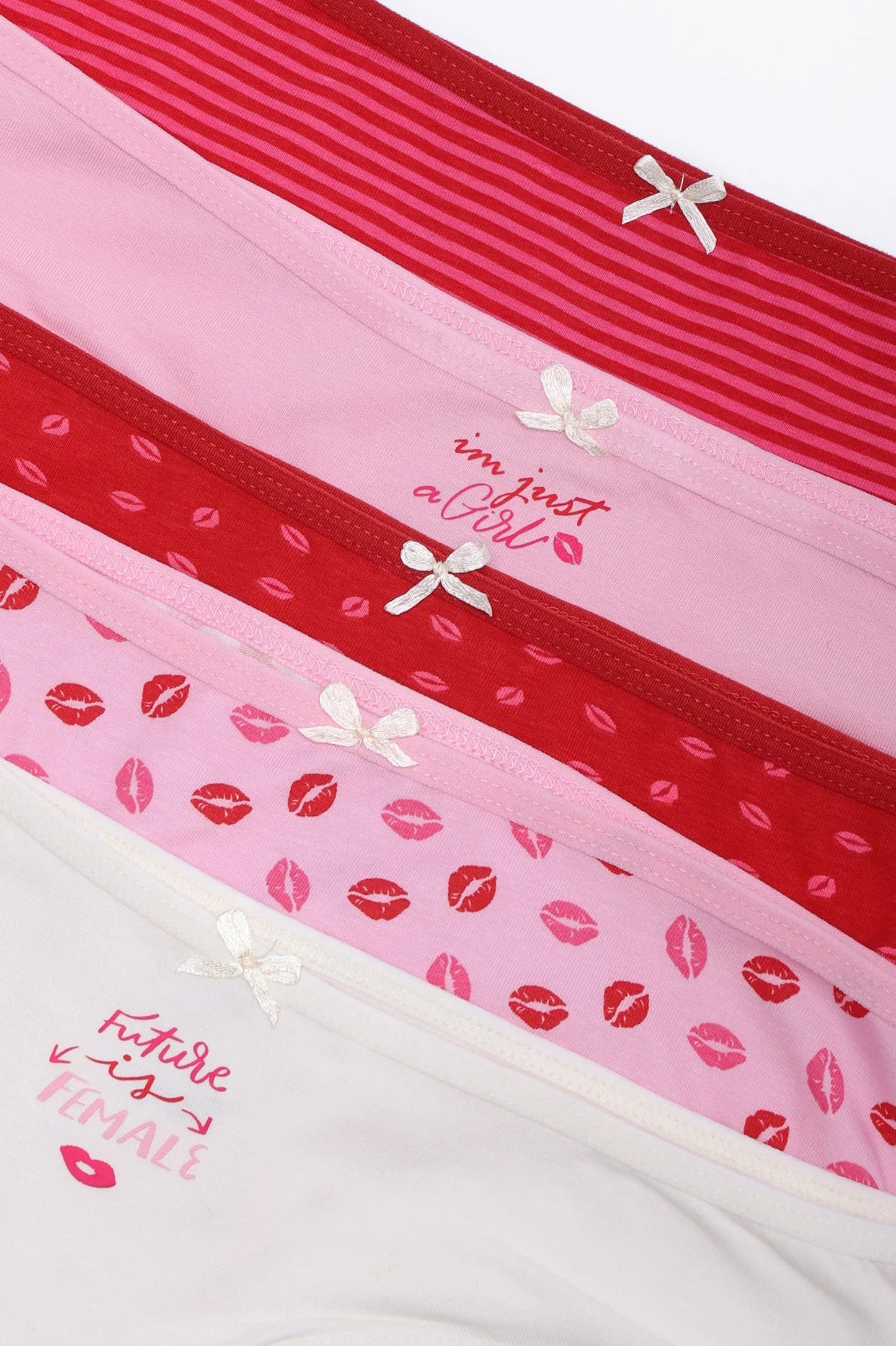 عبوة من ٥ سراويل داخلية بيكيني ملونة - Carinasaudi.com