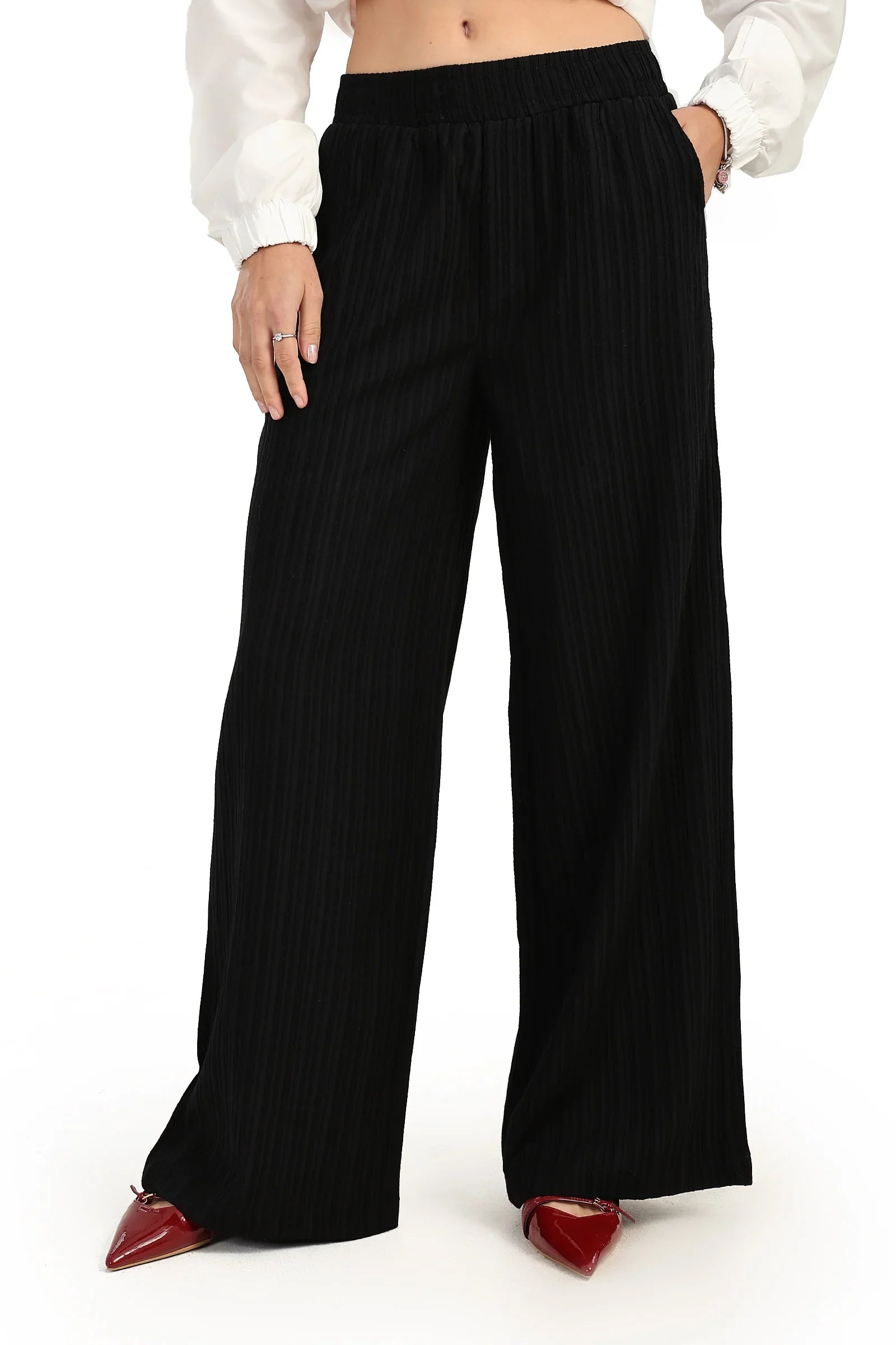 بنطال بخصر عالي و بقصة ساق واسعة - Carinasaudi.com