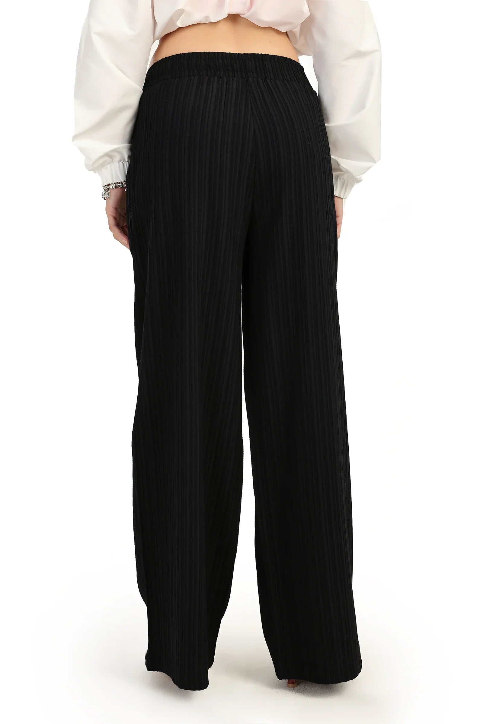 بنطال بخصر عالي و بقصة ساق واسعة - Carinasaudi.com