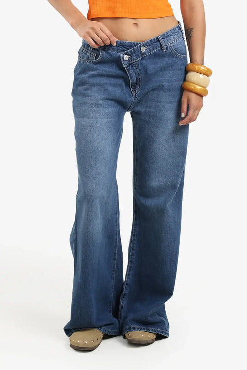 Straight leg high-waisted jeans