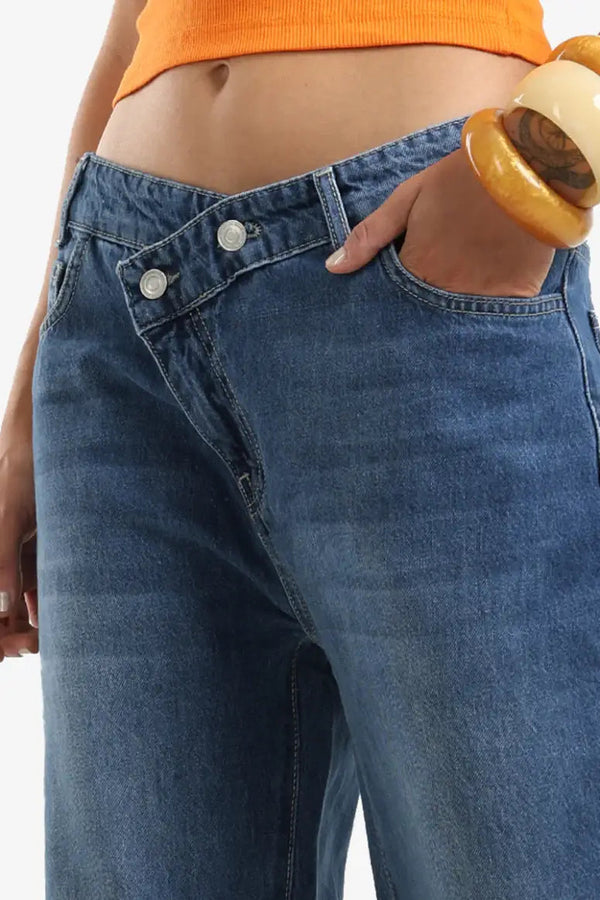 Straight leg high-waisted jeans