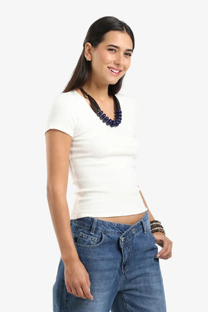 Fitted blouse with a V-neck