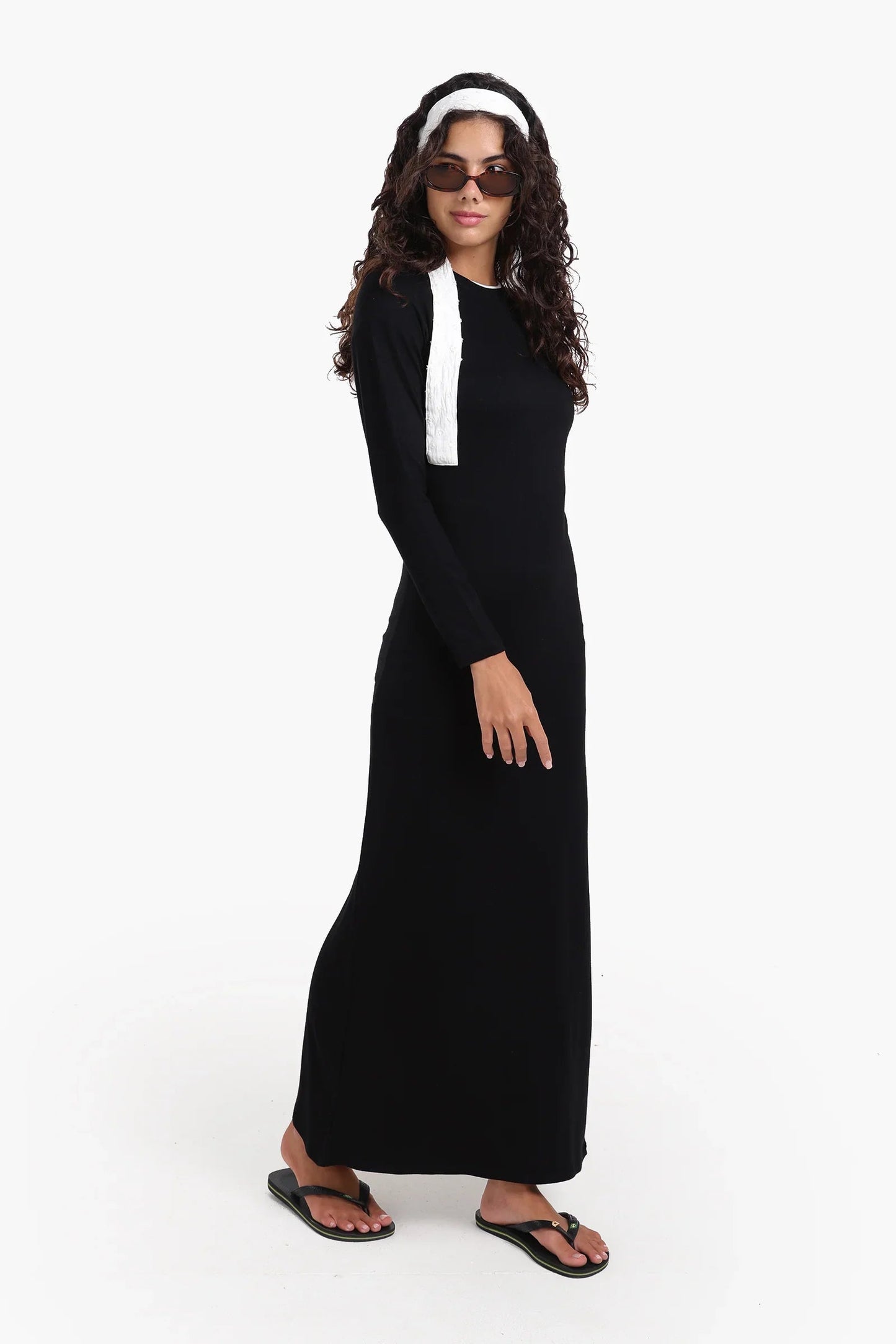 فستان طويل باكمام طويلة - Carinasaudi.com