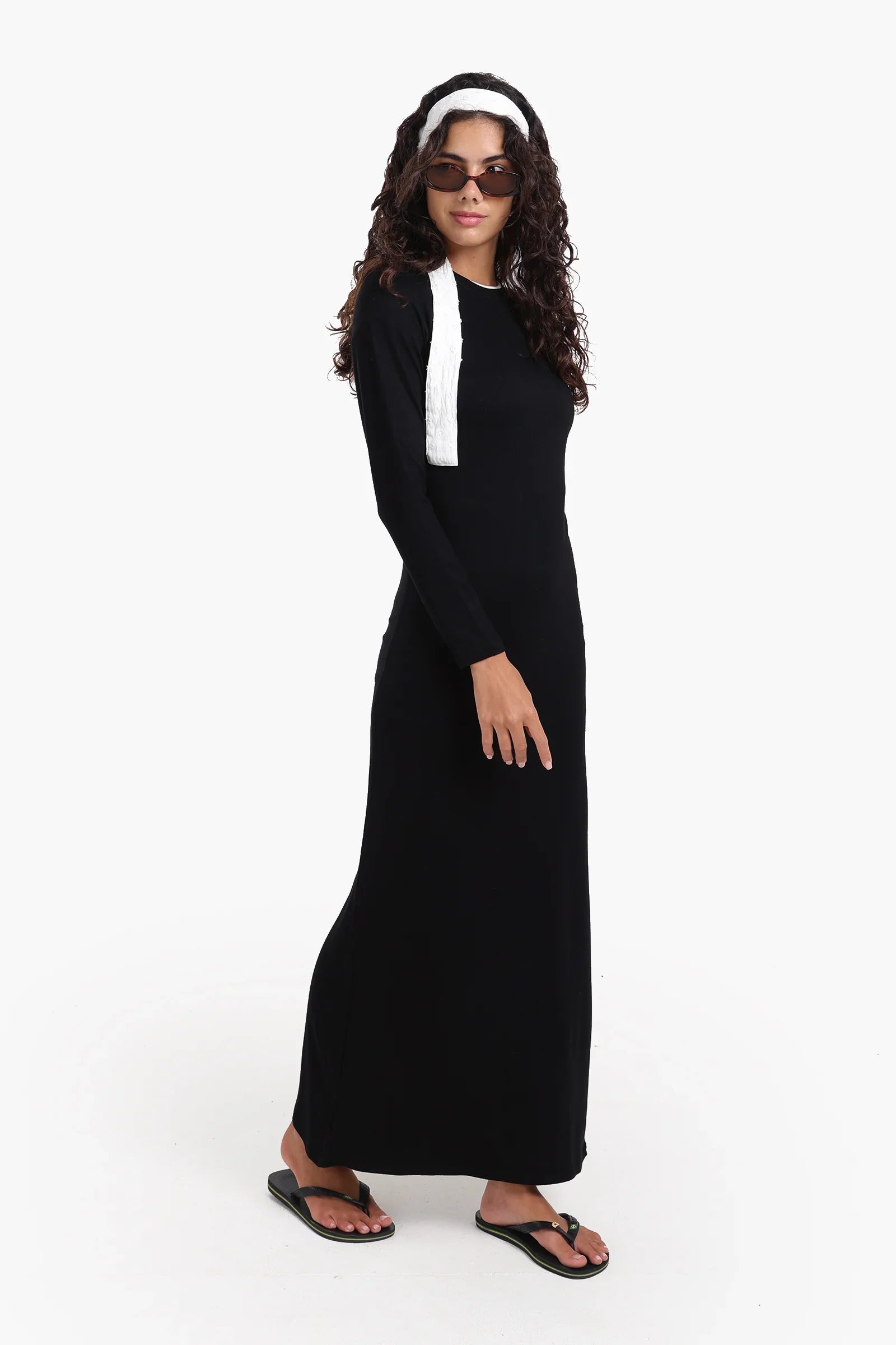 فستان طويل باكمام طويلة - Carinasaudi.com