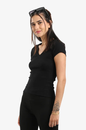 Fitted blouse with a V-neck