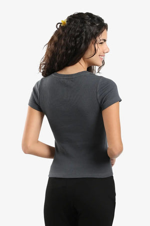 Fitted blouse with a V-neck