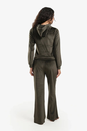 طقم بيجاما برقبة بغطاء للرأس