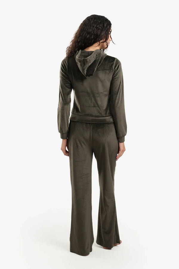 طقم بيجاما برقبة بغطاء للرأس