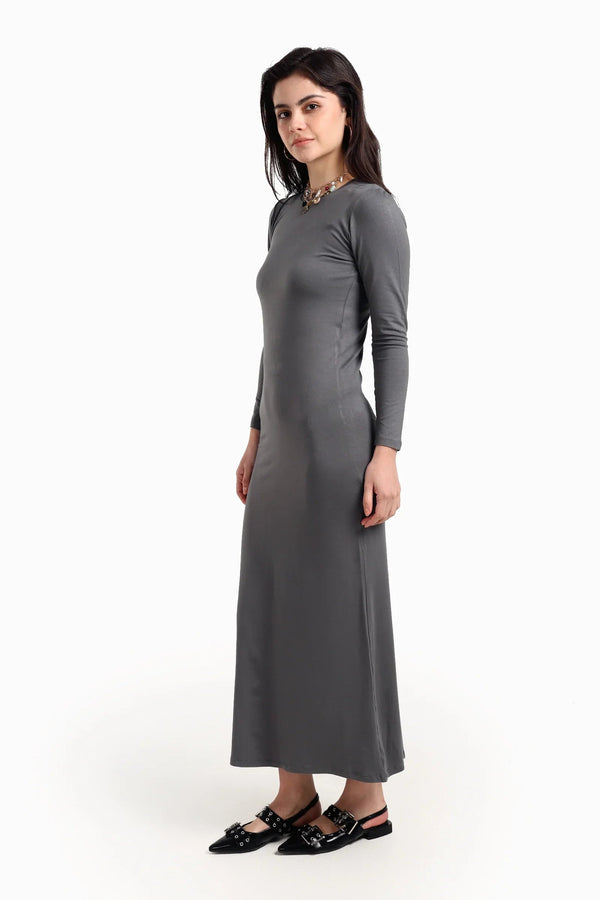 Long dress with long sleeves