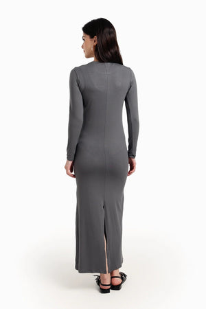 Long dress with long sleeves
