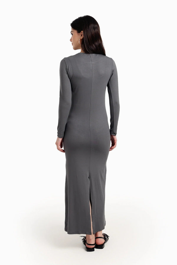 Long dress with long sleeves