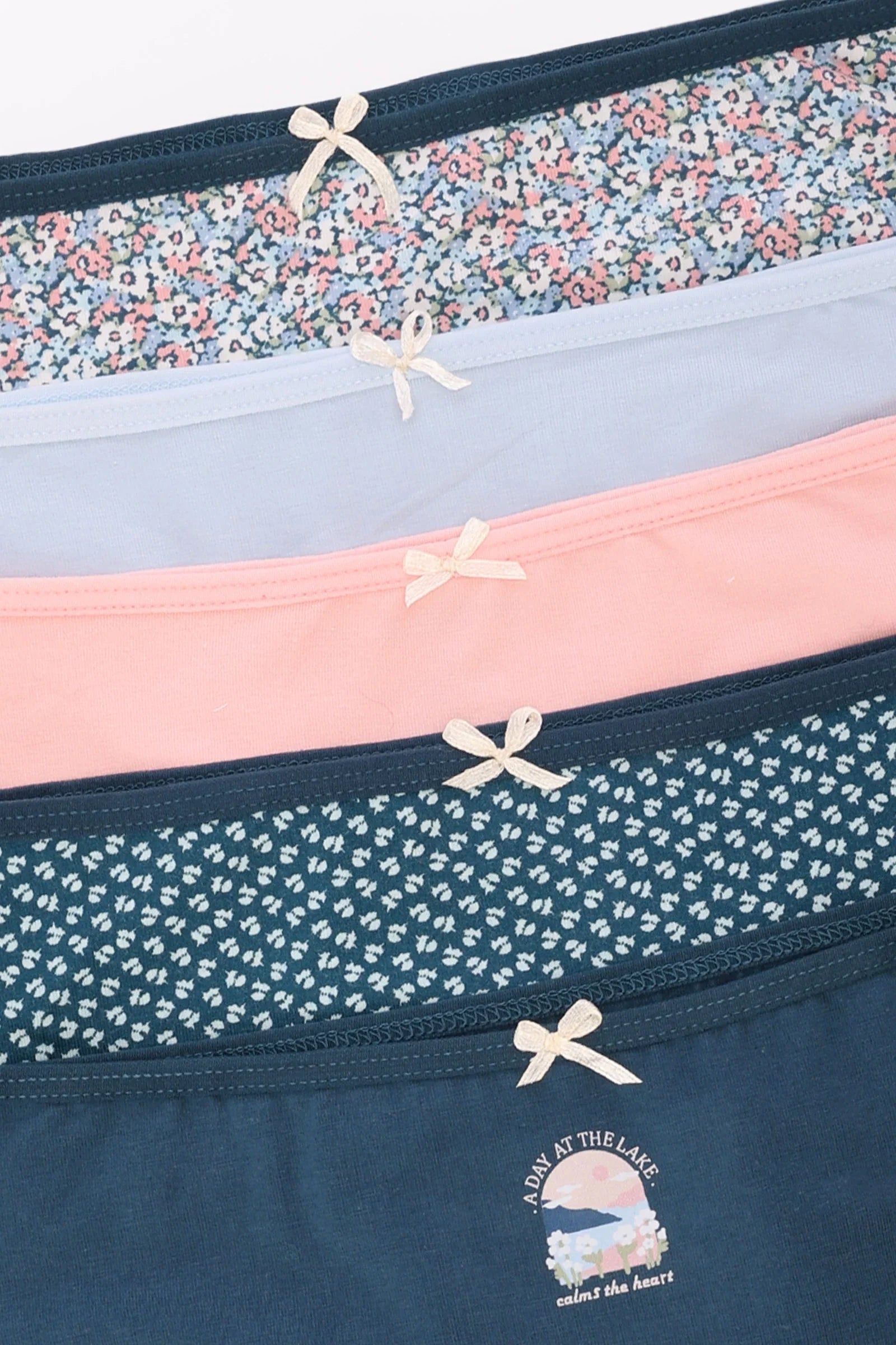 عبوة من ٥ سراويل داخلية بريف ملونة - Carinasaudi.com