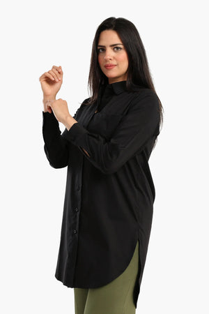 Long-sleeved cotton shirt with front buttons