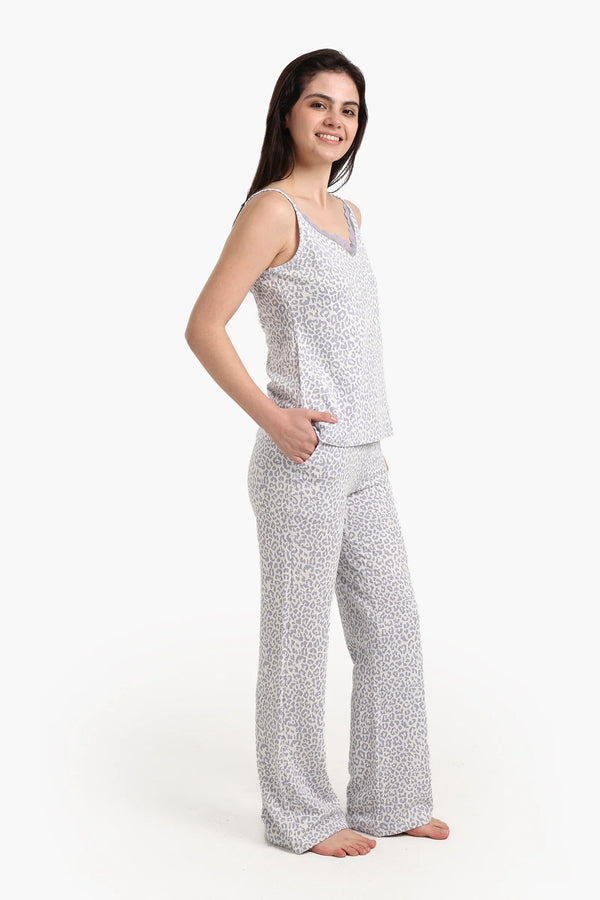Lace-trimmed printed pajamas