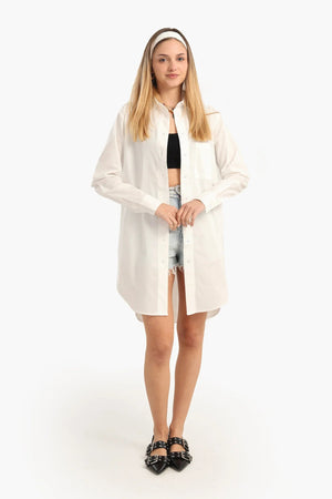 Long-sleeved cotton shirt with front buttons