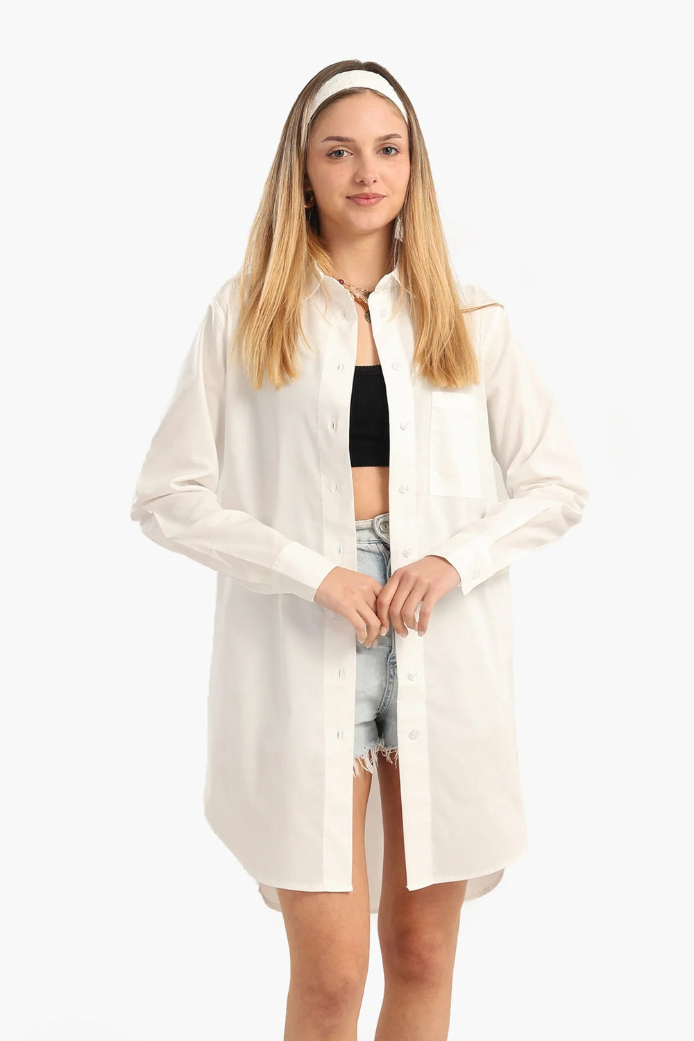 Long-sleeved cotton shirt with front buttons