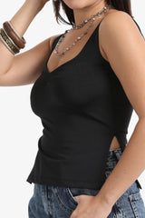 بلوزة بياقة دائرية على شكل قلب