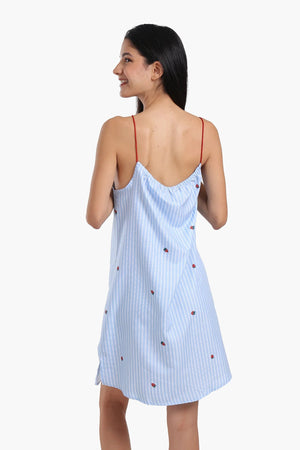 قميص نوم حمالات بطبعة فراولة - Carinasaudi.com