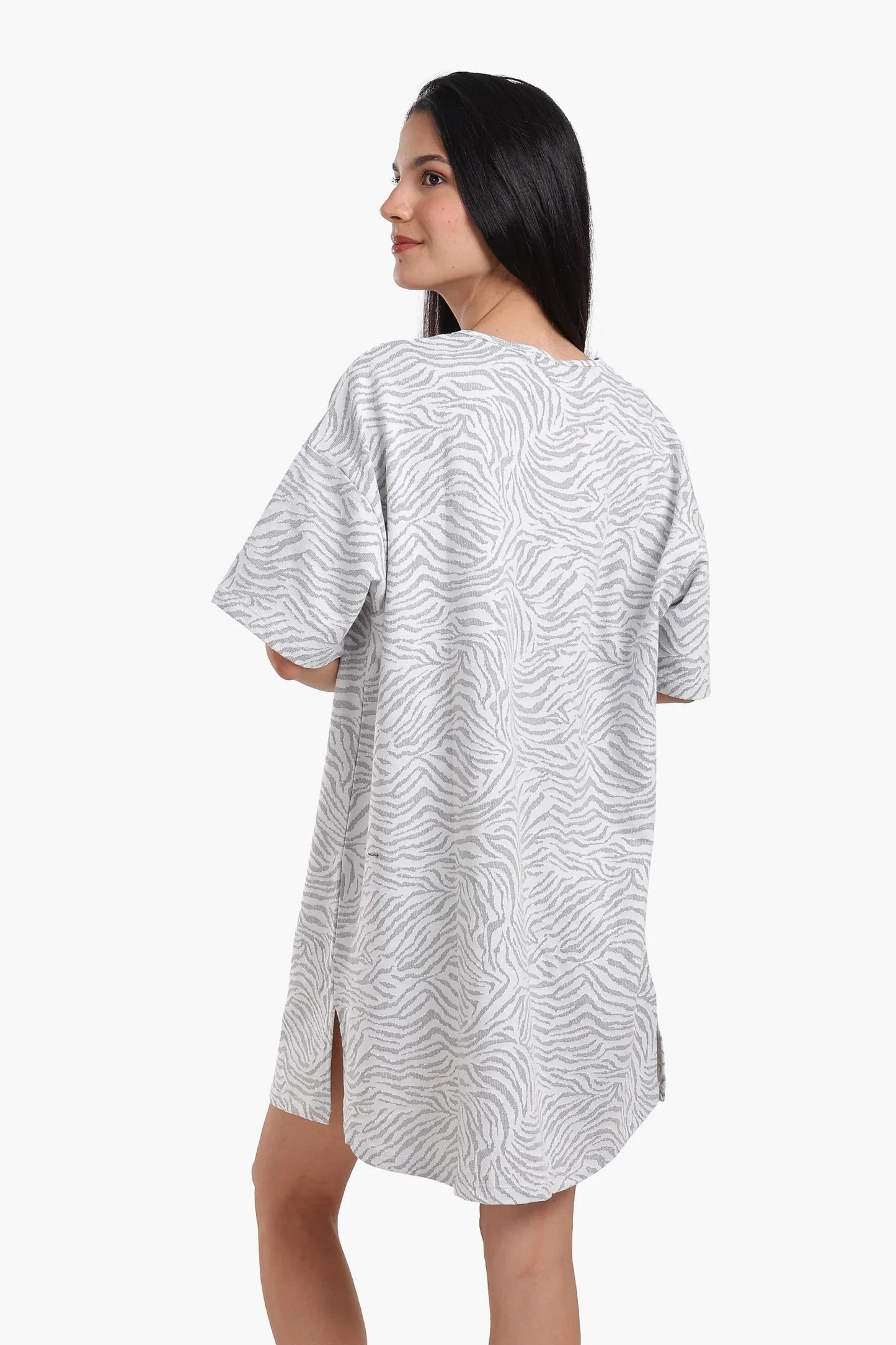 قميص نوم بطبعة باكمام قصيرة - Carinasaudi.com