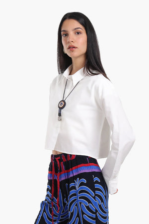 Off-Shoulder cropped shirt