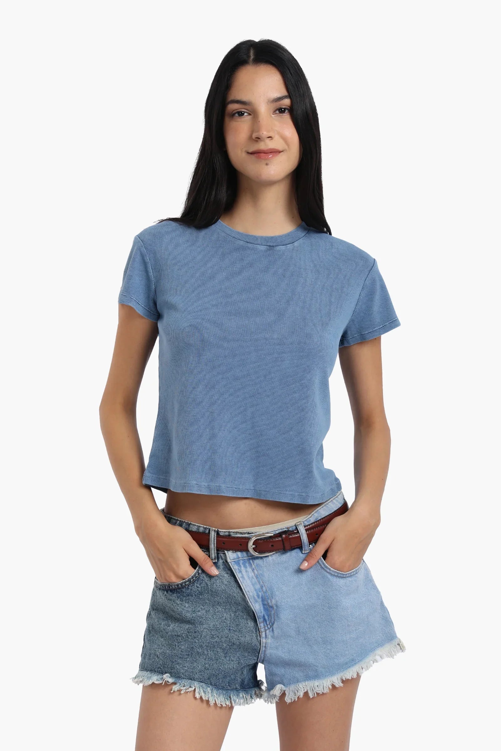 بلوزة بأكمام قصيرة - Carinasaudi.com