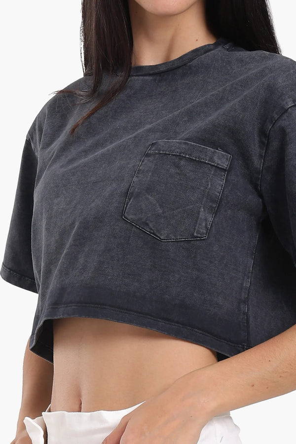 Short-sleeved T-shirt