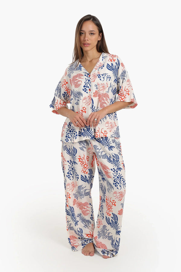 Short-sleeved printed pajamas
