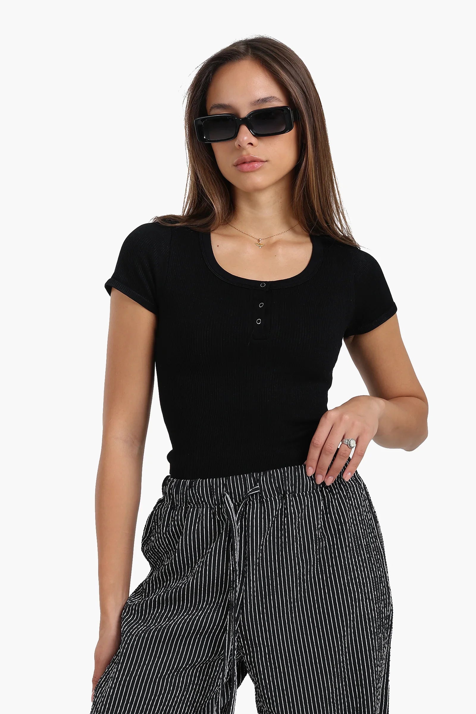 بلوزة بدون اكمام بدون درزات - Carinasaudi.com