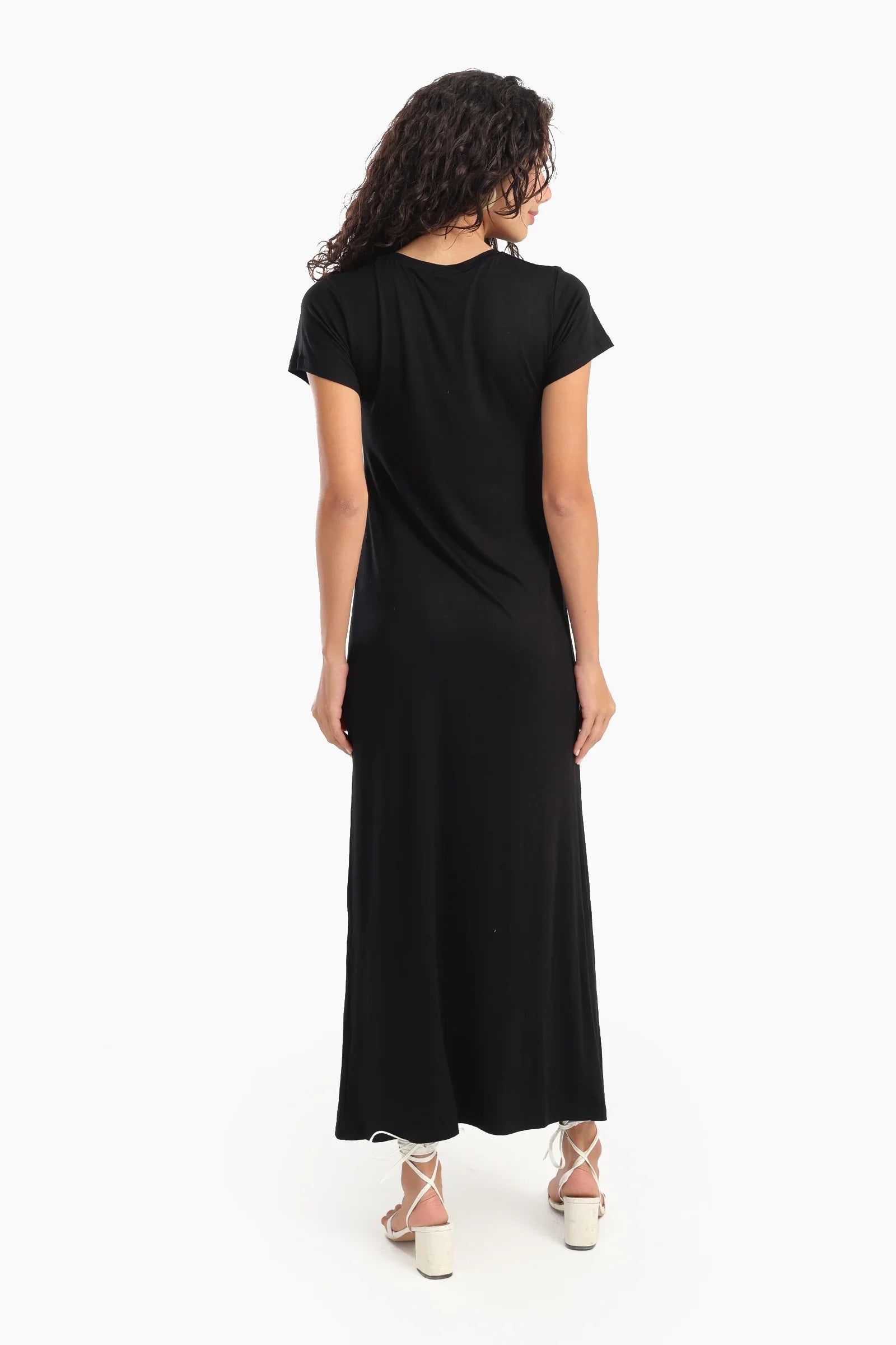 فستان طويل باكمام قصيرة - Carinasaudi.com