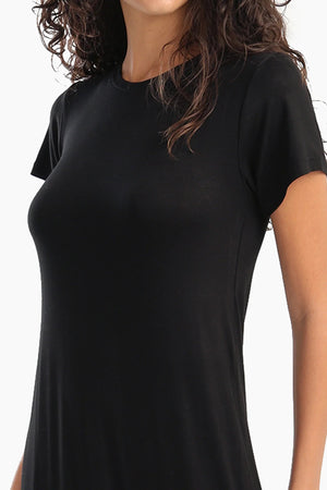 Long dress with short sleeves